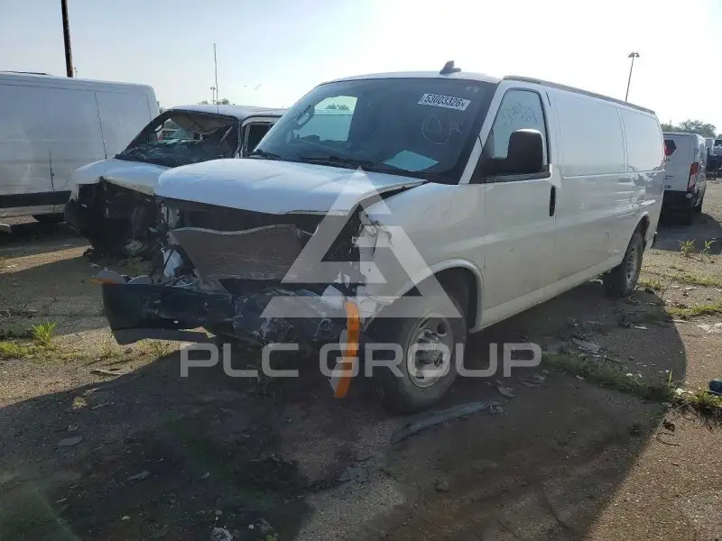 2025 Chevrolet Express photo