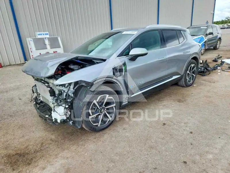 2025 Chevrolet Equinox photo