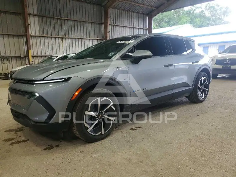 2025 Chevrolet Equinox photo