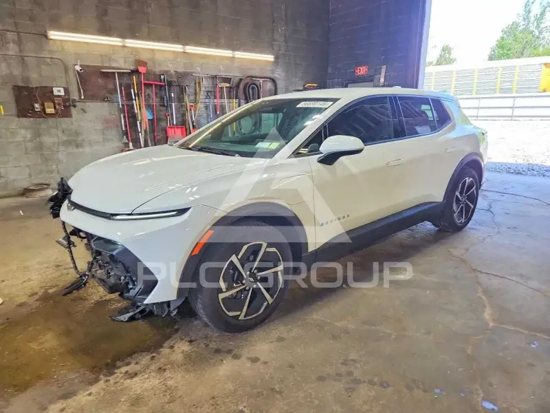 2025 Chevrolet Equinox фото