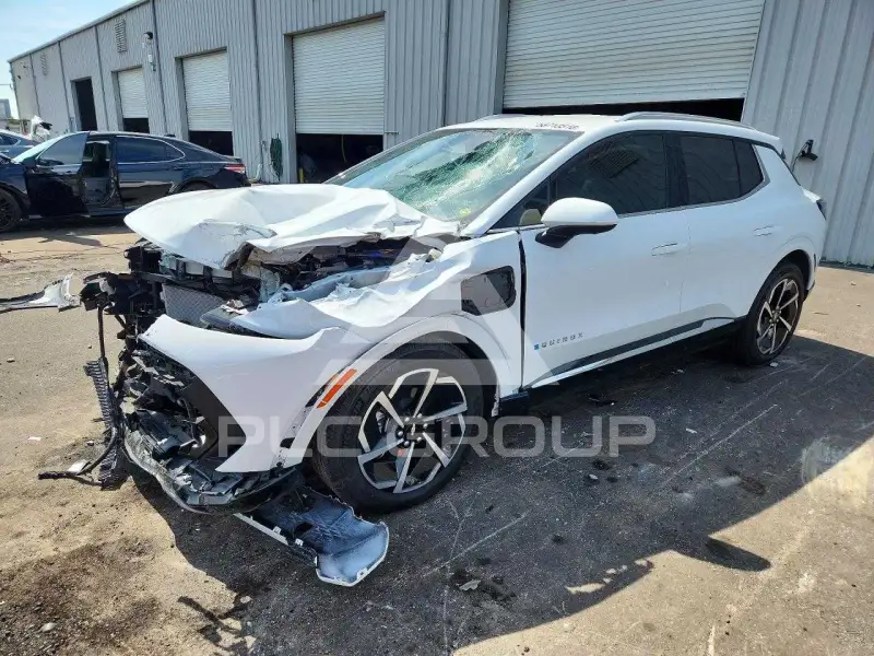 2025 Chevrolet Equinox photo