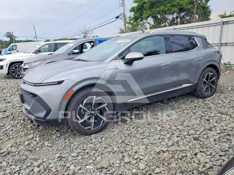 2025 Chevrolet Equinox photo