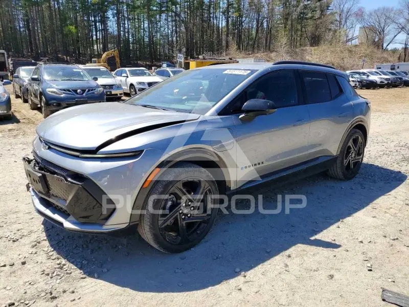 2025 Chevrolet Equinox photo