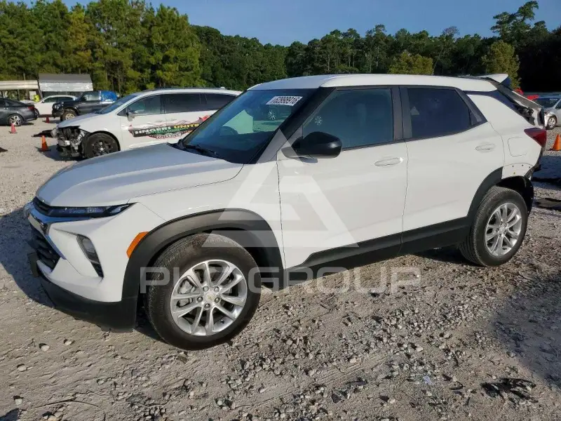 2025 Chevrolet TRAILBLAZE photo