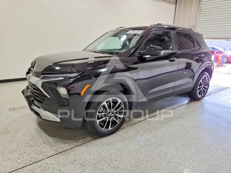2025 Chevrolet TRAILBLAZE photo
