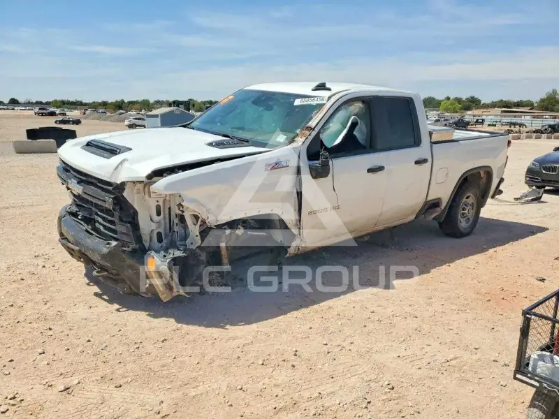 2025 Chevrolet Silverado фото