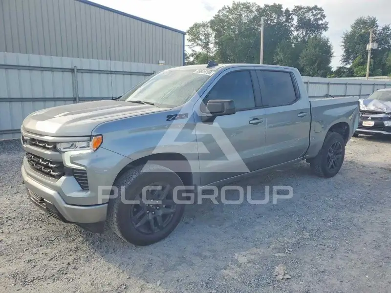 2025 Chevrolet Silverado photo