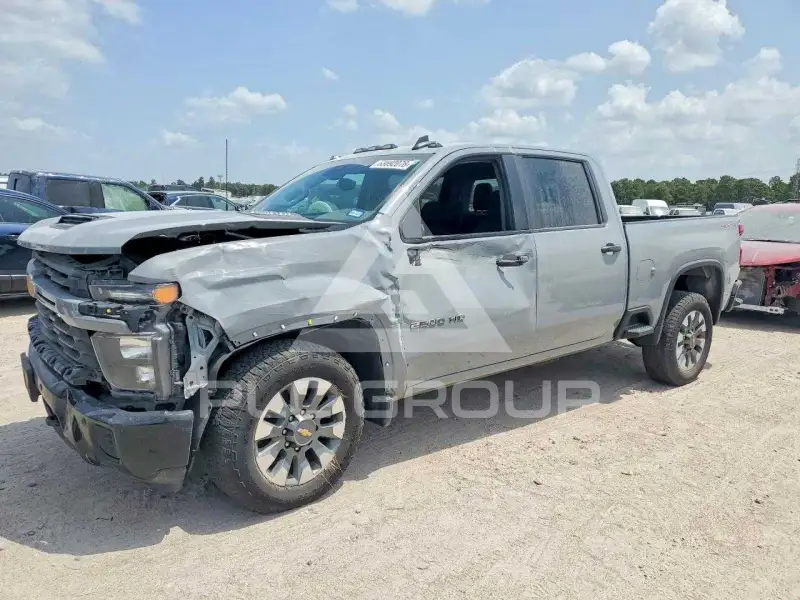 2025 Chevrolet Silverado фото
