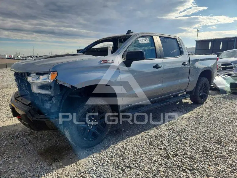 2025 Chevrolet Silverado фото