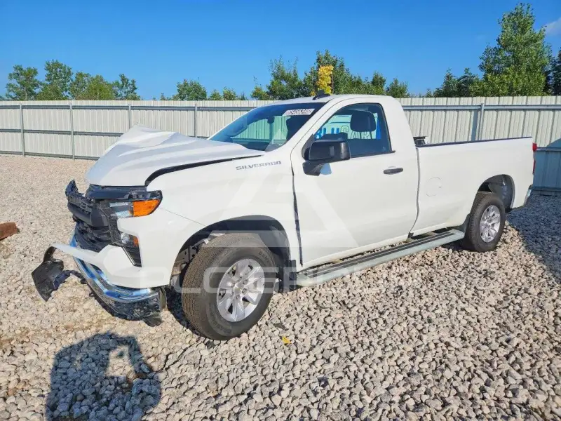 2025 Chevrolet Silverado photo