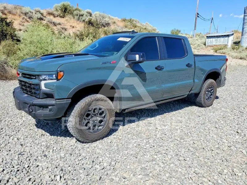 2025 Chevrolet Silverado фото