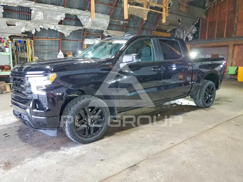 2025 Chevrolet Silverado photo