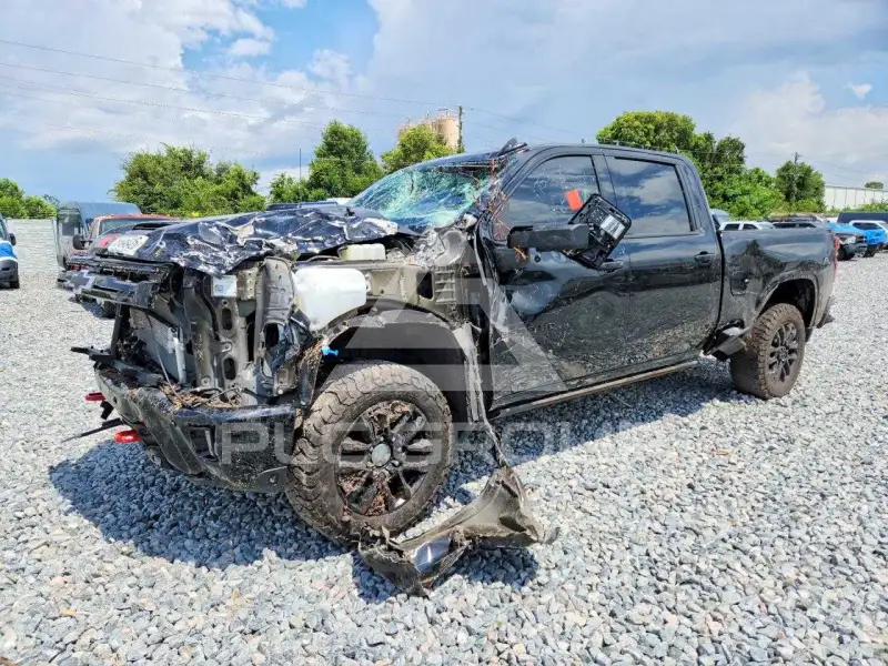 2025 Chevrolet Silverado фото