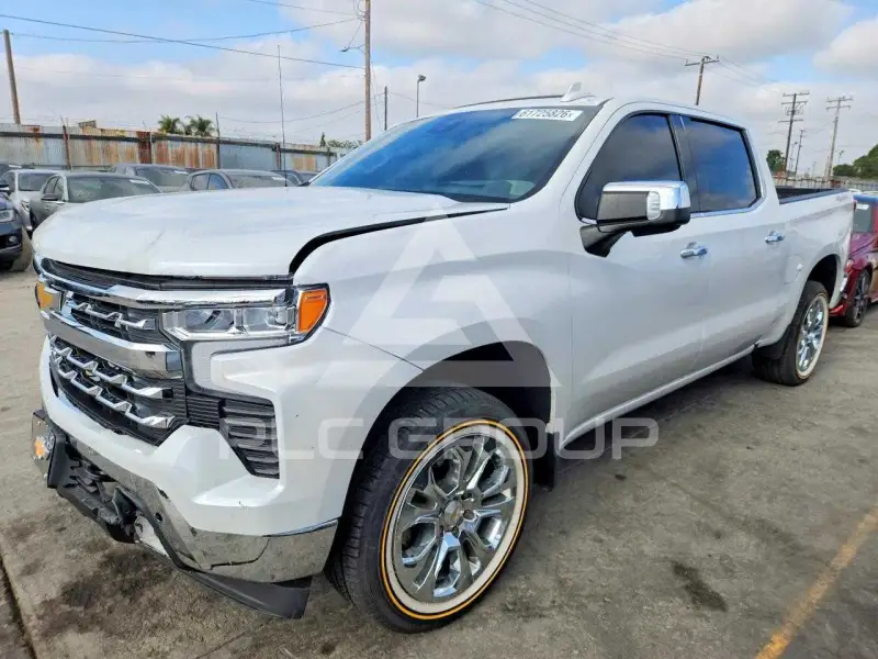 2025 Chevrolet Silverado фото