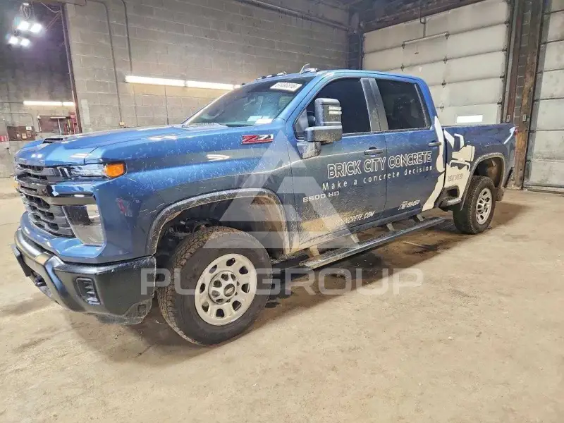 2025 Chevrolet Silverado фото
