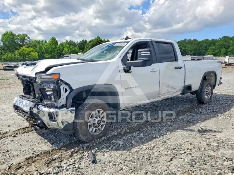 2025 Chevrolet Silverado фото