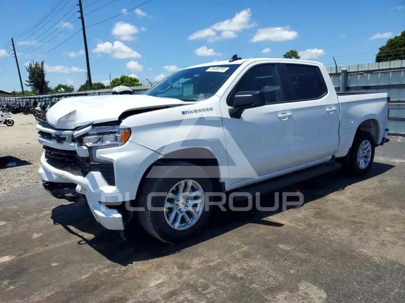 2025 Chevrolet Silverado фото