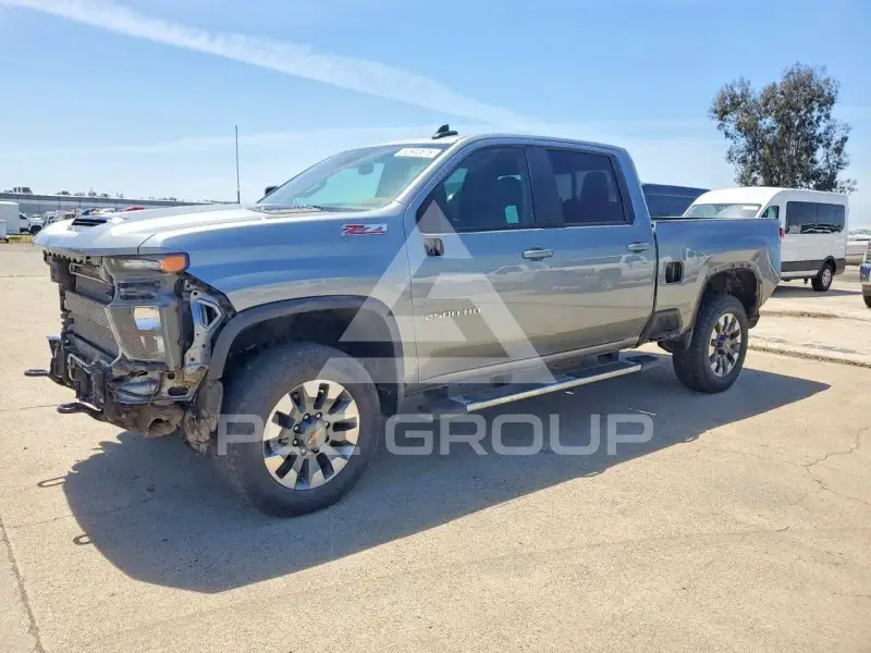 2025 Chevrolet Silverado фото