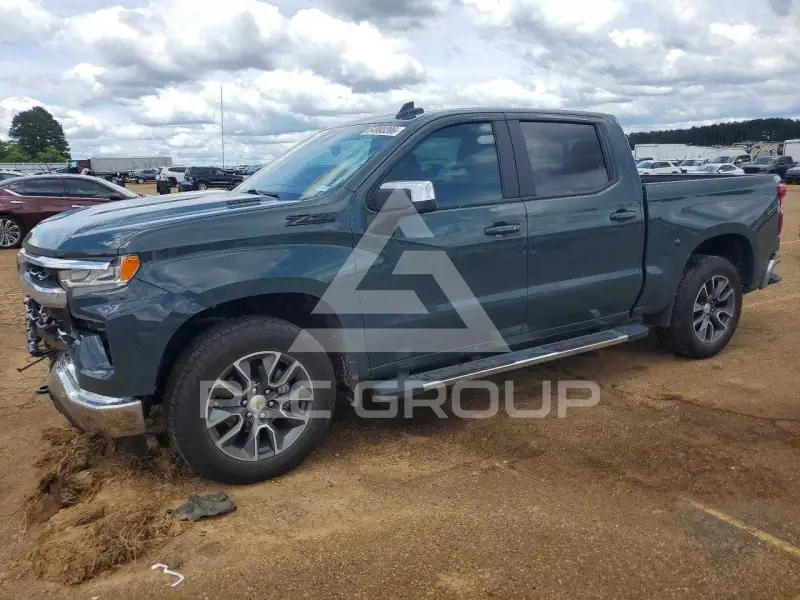 2025 Chevrolet Silverado photo