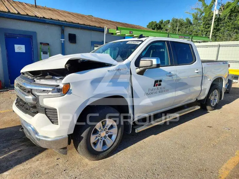 2025 Chevrolet Silverado фото