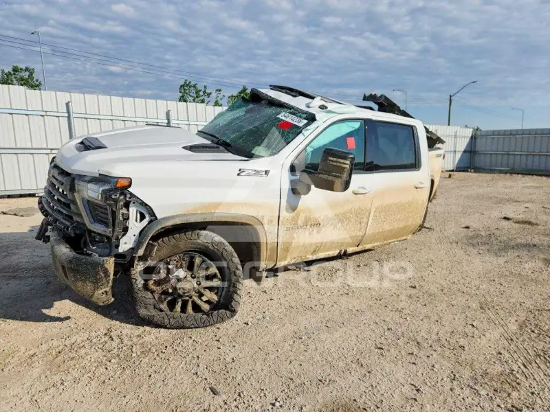 2025 Chevrolet Silverado фото