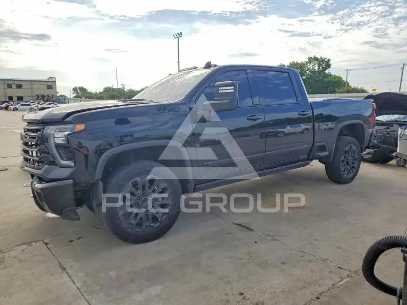 2025 Chevrolet Silverado фото