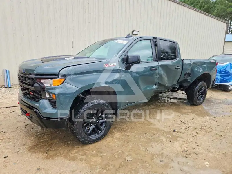 2025 Chevrolet Silverado фото