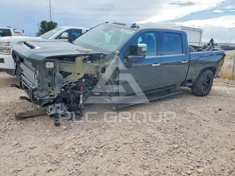 2025 Chevrolet Silverado фото