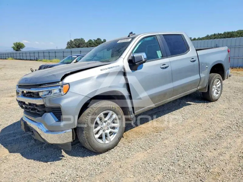 2025 Chevrolet Silverado фото