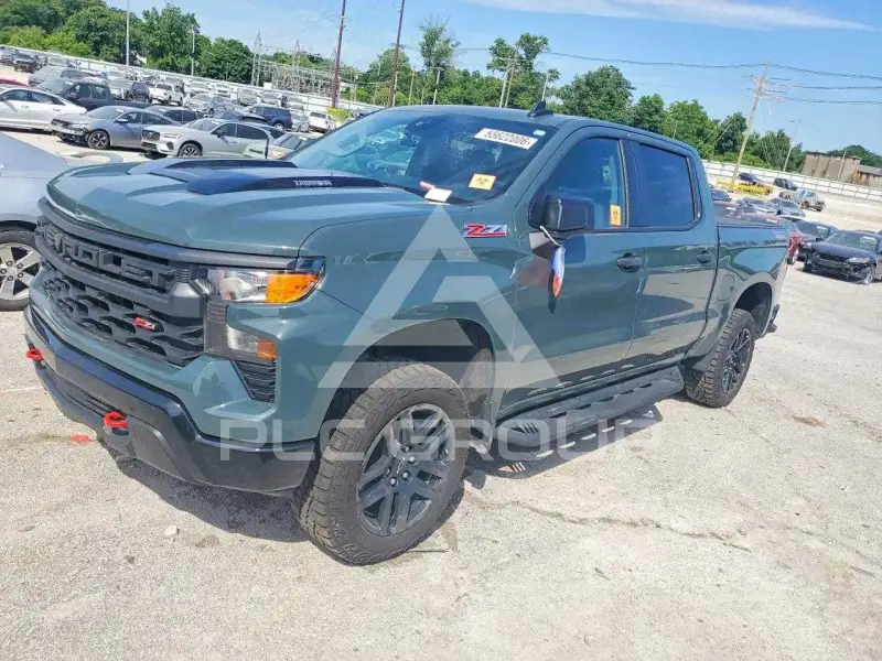 2025 Chevrolet Silverado фото