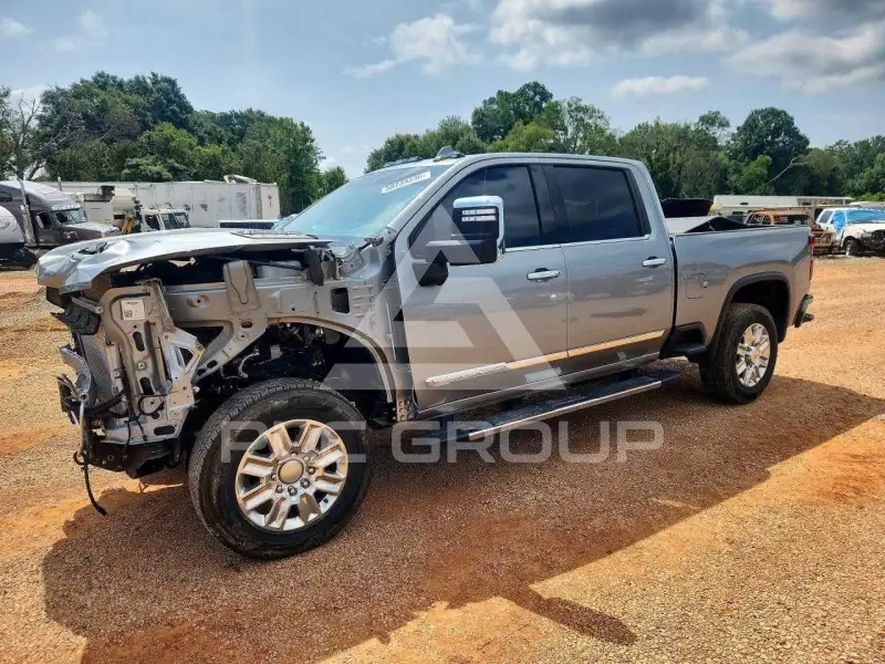 2025 Chevrolet Silverado фото