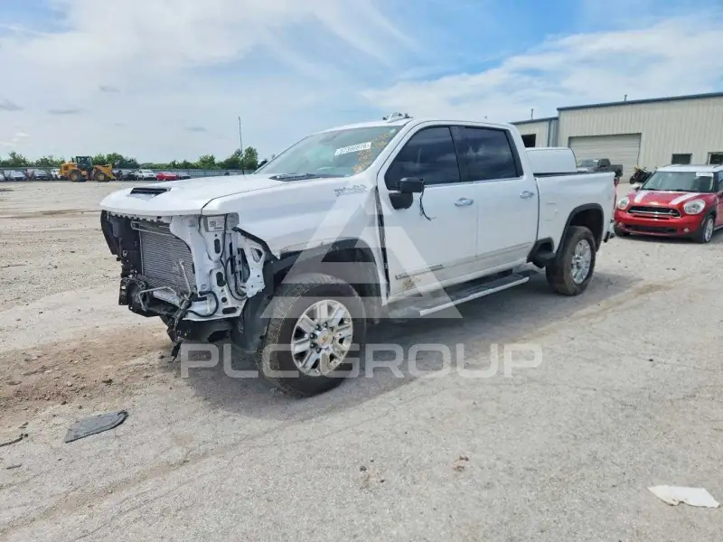 2025 Chevrolet Silverado фото