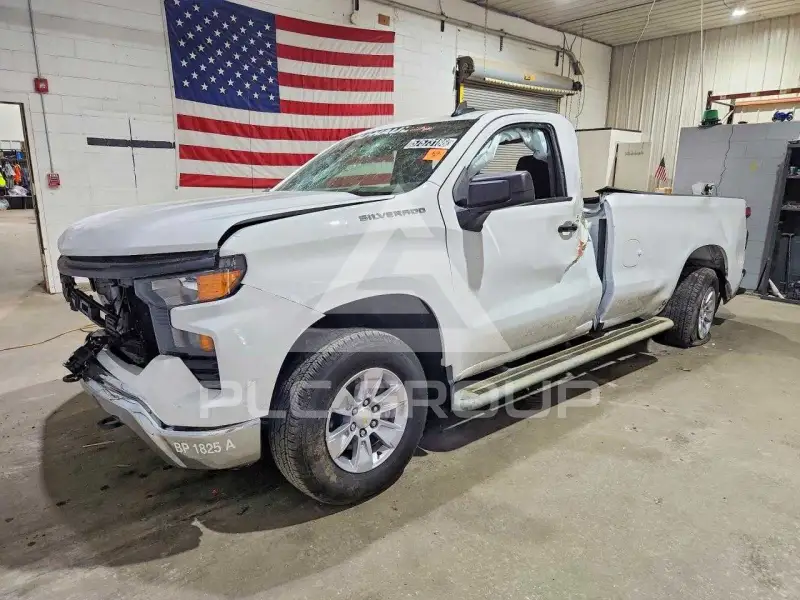 2025 Chevrolet Silverado фото