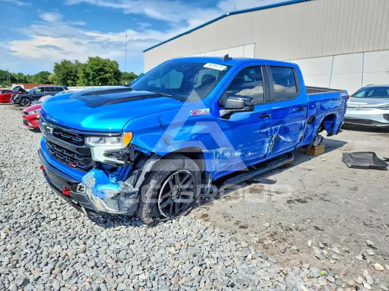 2025 Chevrolet Silverado фото