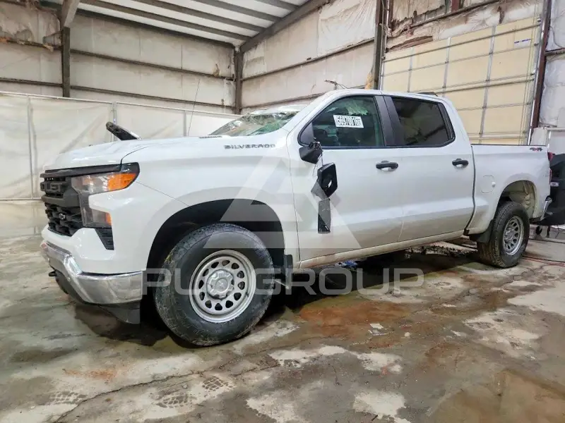 2025 Chevrolet Silverado photo