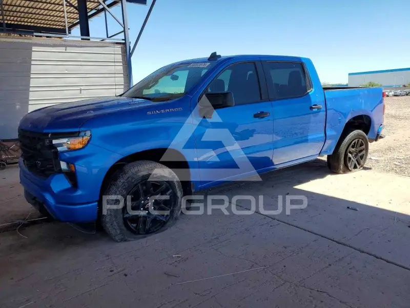 2025 Chevrolet Silverado photo