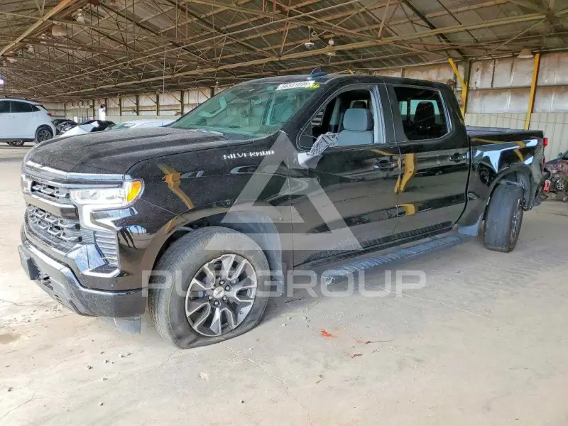 2025 Chevrolet Silverado photo