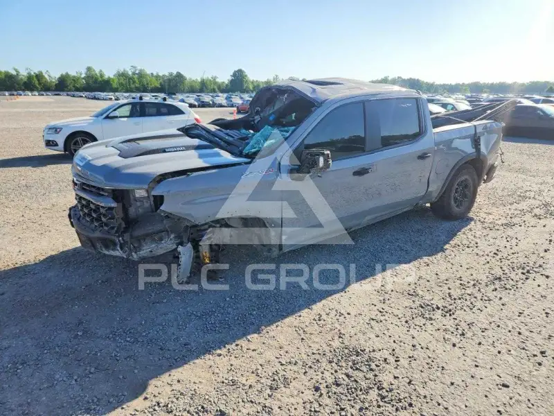 2025 Chevrolet Silverado фото