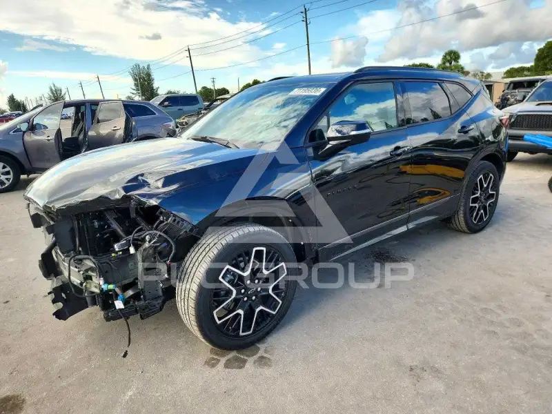2025 Chevrolet Blazer фото