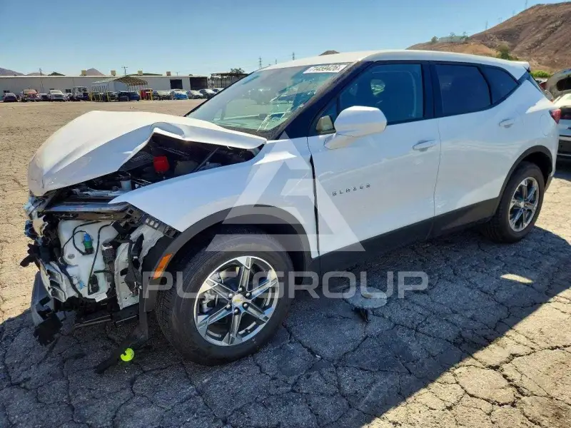 2025 Chevrolet Blazer photo