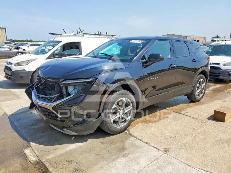 2025 Chevrolet Blazer фото