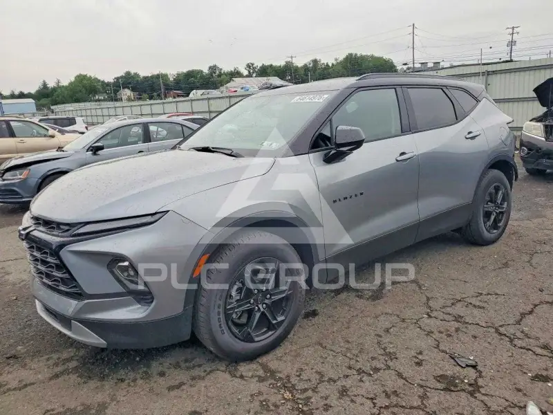 2025 Chevrolet Blazer фото