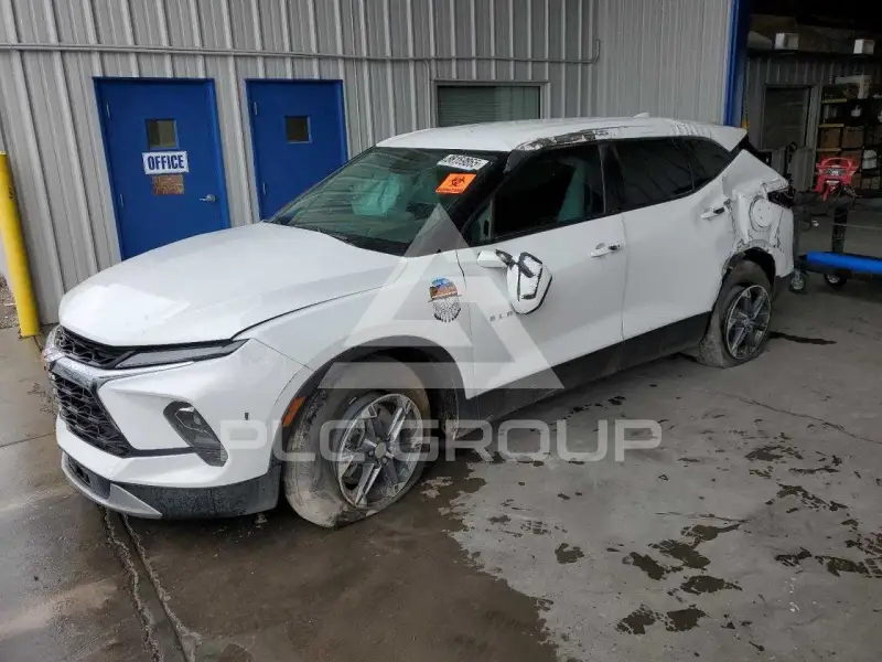 2025 Chevrolet Blazer фото
