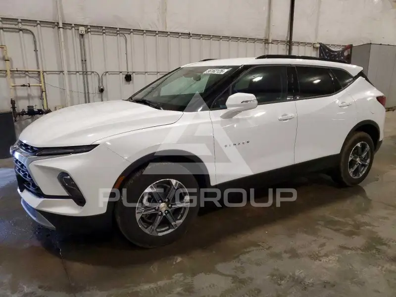 2025 Chevrolet Blazer фото