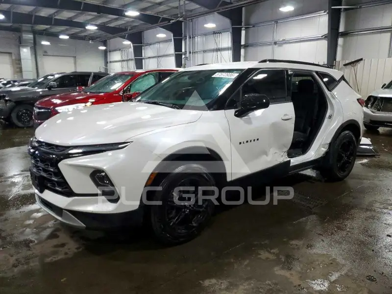 2025 Chevrolet Blazer фото
