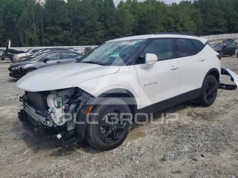 2025 Chevrolet Blazer фото