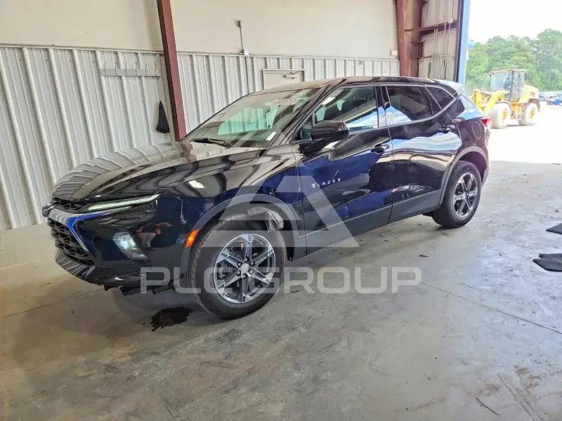 2025 Chevrolet Blazer фото