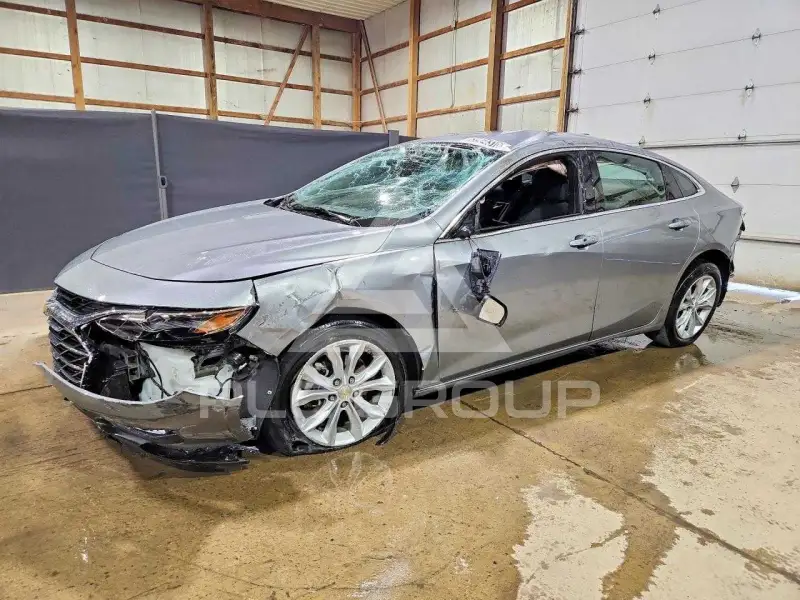 2025 Chevrolet Malibu photo