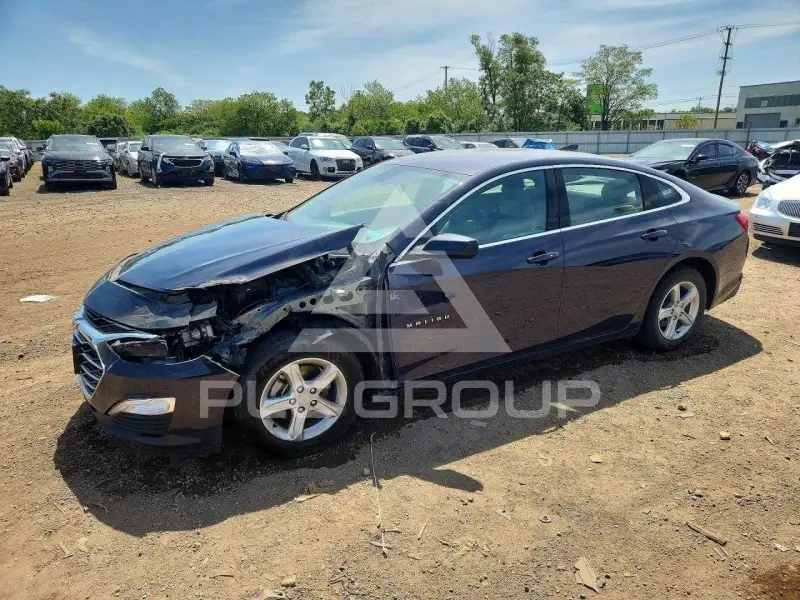 2025 Chevrolet Malibu photo