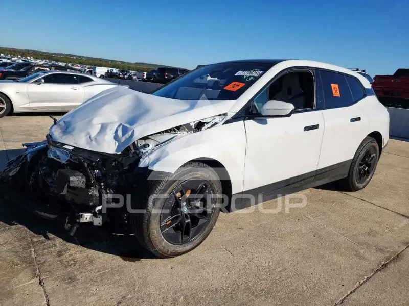 2025 BMW iX фото